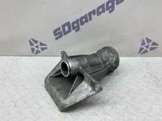 Кронштейн привода BMW X5 2021 31508639382 G05 B58B30C, передний