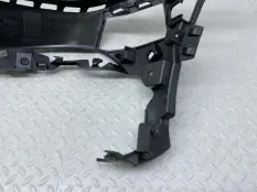 Кронштейн бампера Mercedes-Benz E-Class 2020 A2138852503 W213, передний правый