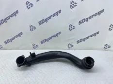 Патрубок наддувочного воздуха интеркулера Bmw X5 2021 13718651066 G05 B58B30C