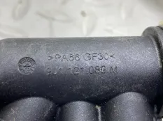 Патрубок системы охлаждения Porsche Taycan 2021 9J1121070B 9J1 EBFA