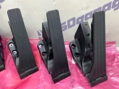 Педаль газа Mercedes-Benz C-Class 2021 A2053000004 W205