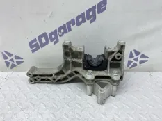 Опора стабилизатора Porsche Taycan 2021 9J1413357A 9J1 EBFA, передняя левая