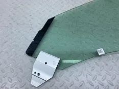 Стекло двери Porsche Taycan 2021 9J1845019B 9J1 EBFA, переднее левое