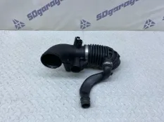 Патрубок воздушного фильтра BMW 5-Series 2018 13718571705 G30 B57D30A