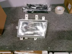 Фара Hyundai HD65/72 921015H001, левая