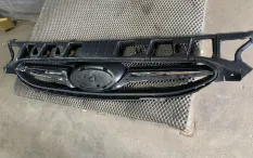 Решетка радиатора Hyundai Solaris 2 2011 863511R000
