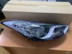 Фара Hyundai Elantra 2010 921023X020 MD, правая