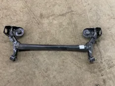 Балка Hyundai i20 2008 551001J050, задняя