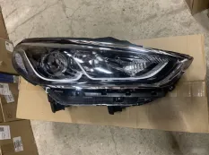 Фара Hyundai Sonata 7 2017-2019 92102C1500 LF, правая