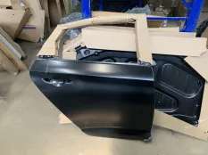 Дверь Hyundai Sonata 7 2014 77004C1020 LF, задняя правая