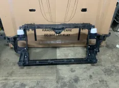 Панель радиаторов Hyundai Sonata 8 2020 64101L1000