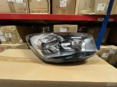 Фара Kia Picanto 2012 921021Y010, левая