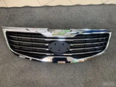 Решетка радиатора Kia Sportage 3 2010 863503W000