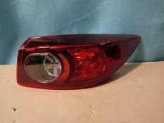 Фонарь Mazda 3 2013 B45A51150B, правый