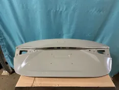 Крышка багажника Mazda 3 BM 2013-2019 BHY45261X