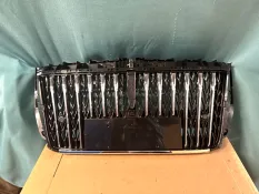 Решетка радиатора Hongqi H5 2022 8401550HF01885
