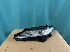 Фара LED Toyota Camry 70 2017 8118533D70B, левая