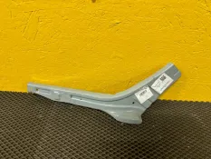 Кронштейн брызговика Kia K5 2020-2024 64583L2000, правый
