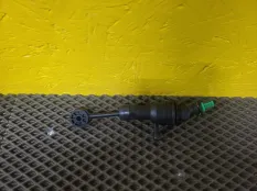 Главный цилиндр сцепления Ford Fiesta 4 1996-2002 1038217