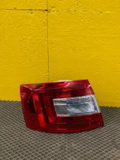 Фонарь наружный Skoda Octavia 2013-2017 JH08OTV14005L, левый