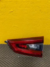 Фонарь внутренний Nissan Qashqai 2018-2022 JH05QSA19005AR, правый