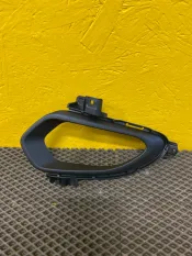 Рамка ПТФ Kia Ceed 2012-2015 86564A2020, правая