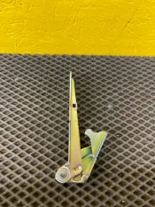 Петля капота Hyundai Accent TagAZ 1999-2012 7911025001, левая