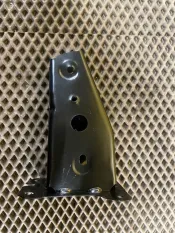 Кронштейн подрамника Mazda CX-5 2011-2017 JH0811CX5049L, левый