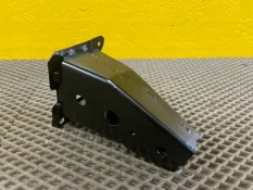 Кронштейн подрамника Mazda CX-5 2011-2017 JH0811CX5049L, левый