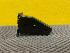 Кронштейн подрамника Mazda CX-5 2011-2017 JH0811CX5049L, левый