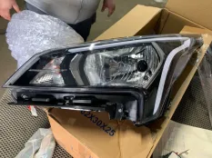 Фара Kia Rio 2020 JH0320K2001L, левая
