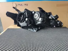 Фара ксеноновая Toyota Camry 50/55 2015 8118533850, левая