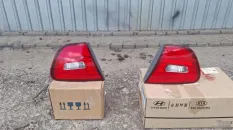 Фонарь внутренний Hyundai Elantra 924042H000, правый