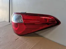 Фонарь Kia Cerato 3 2013 92402A7000, правый