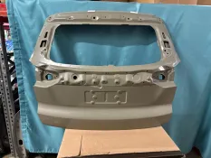 Крышка багажника Geely Atlas Pro 2021-2024 5062039400C15
