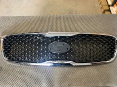 Решетка радиатора Kia Sorento Prime 2015 JH03SRT150007