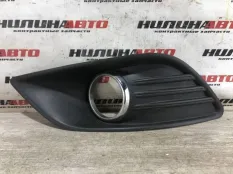 Решетка ПТФ передняя левая Ford Focus 2 ХЕТЧБЭК 5D