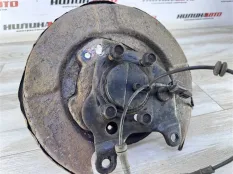 Кулак задний правый Nissan Juke 44020CY01A