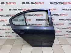Дверь задняя правая Octavia A5 1Z5833056