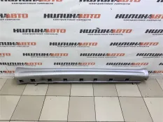 Накладка правого порога Suzuki SX4 7723054L10