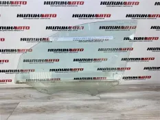 Стекло Sorento 2 левой передней двери 824112P000