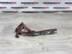 Петля капота левая Golf 6 5K0823301B