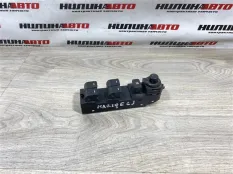 GKM266350A Кнопки стеклоподъемников Mazda 6 GJ