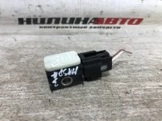 Датчик удара боковой Mazda 3 BK BP4K57KC0