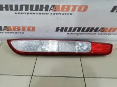 Фонарь правый Focus 2 1520757 8M5113404AD