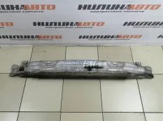 Усилитель переднего бампера Audi A6 C6 4F0807111