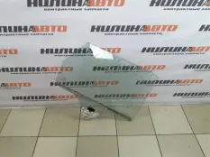 Стекло двери Kia Ceed 1 заднее правое