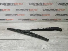 Поводок стеклоочистителя задний Lancer 10 8253A079