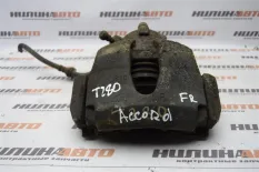 Суппорт тормозной Honda Accord 7 передний правый
