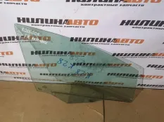 Стекло двери переднее правое Citroen C4 1